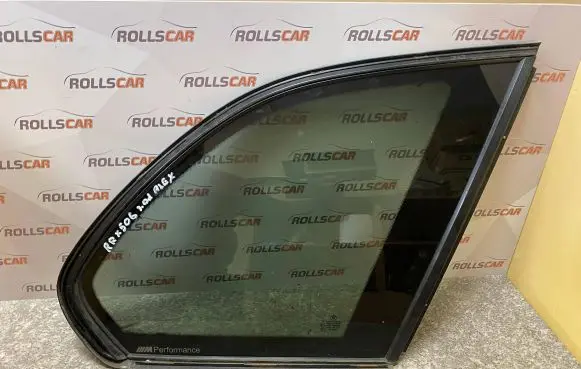 BMW X5 E53 Rear side window 43R00069 DOT32M2AS3