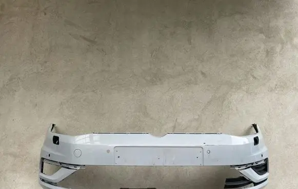 Volkswagen Golf VII Front bumper 5G0807221