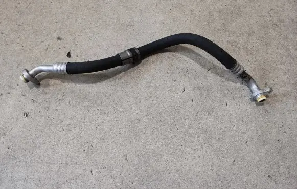 Volvo S90, V90 Air conditioning (A/C) pipe/hose 31497424
