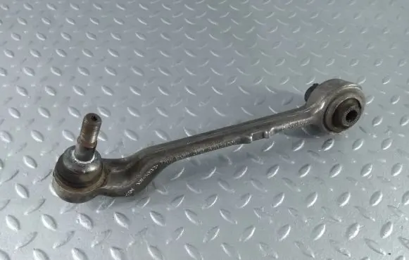 BMW 1 E81 E87 Front lower control arm/wishbone 6763699 6763699L 31126763699L