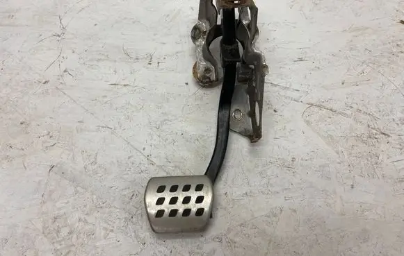 Renault Austral Brake pedal