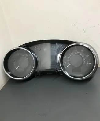 Peugeot 3008 I Speedometer (instrument cluster)