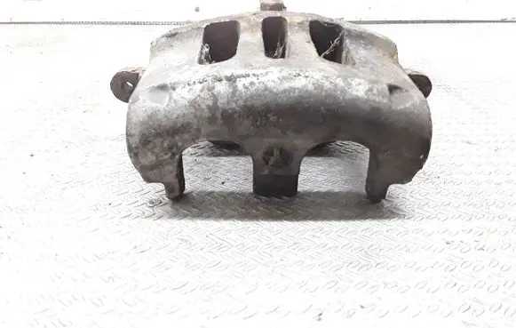 Chrysler Pacifica Front brake caliper
