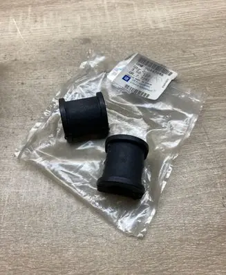 Opel Corsa B Front anti-roll bar/stabilizer link 90447946