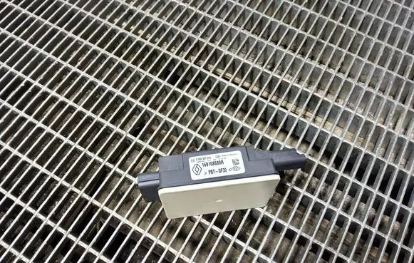 Renault Kadjar Fuel injection pump control unit/module 169108688R