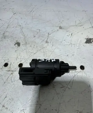 Volkswagen Golf V Brake pedal sensor switch 3B0945511A 03866 19322007
