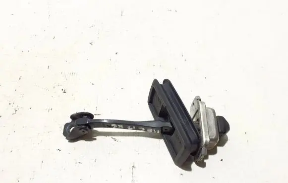 Renault Megane IV Rear door check strap stopper 824306058R