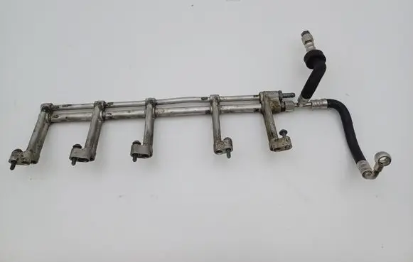 Volkswagen Phaeton Fuel line/pipe/hose 07Z133317J