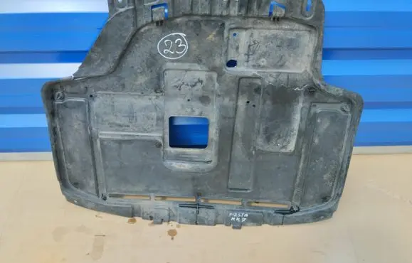 Ford Fiesta Engine splash shield/under tray 8A616M001A