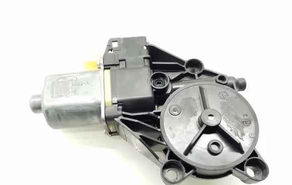Ford Fiesta Front door window regulator motor 8A6114553A 0130822407