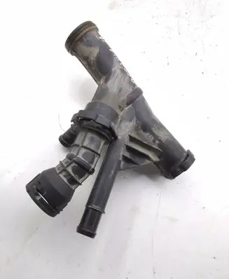 Skoda Octavia Mk3 (5E) Engine coolant pipe/hose 04L121026F 04L121071E