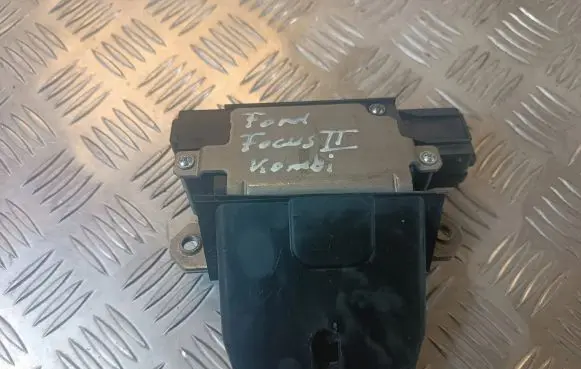 Ford Focus Tailgate/trunk/boot lock/catch/latch 01041111905