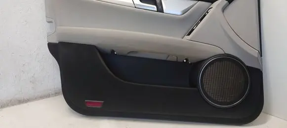 Mercedes-Benz C W204 Front door card panel trim
