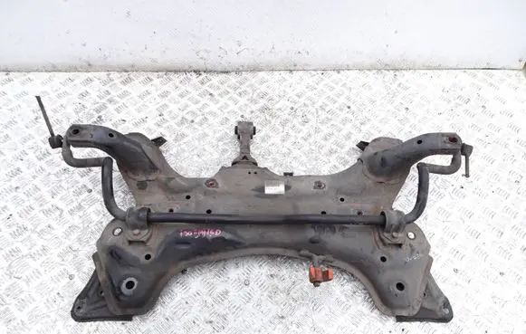 Hyundai i30 Front subframe 62401A6400