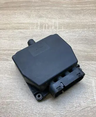 Volkswagen PASSAT B6 Vacuum valve 6Q0906625