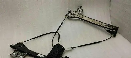 Audi TT TTS RS Mk3 8S Front door electric window regulator 8S0837461