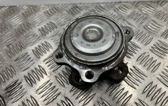 BMW 3 G20 G21 Front wheel ball bearing 6899176