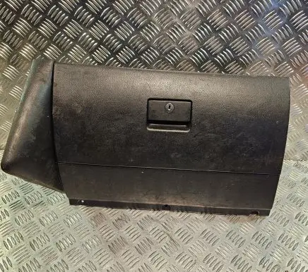 Volkswagen Golf IV Glove box 1J1857101A