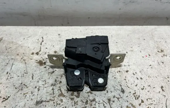 Mercedes-Benz A W176 Tailgate/trunk/boot exterior handle A2467401100