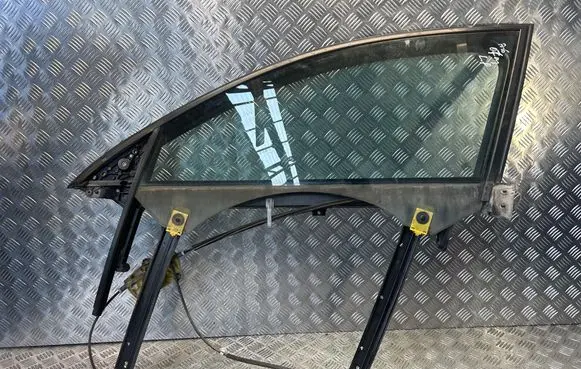 Front window lifting mechanism without motor