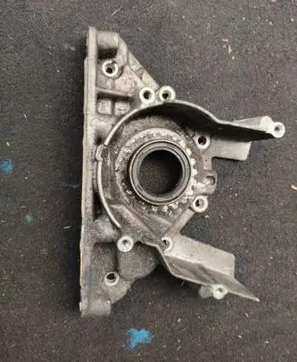 Skoda Octavia Mk2 (1Z) other engine part 038103153q
