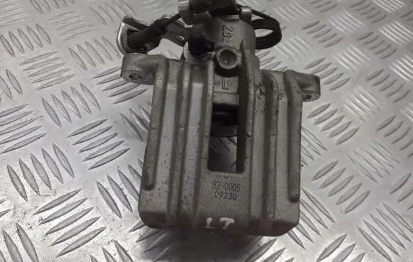 Audi A6 S6 C5 4B Rear brake caliper 82-0005