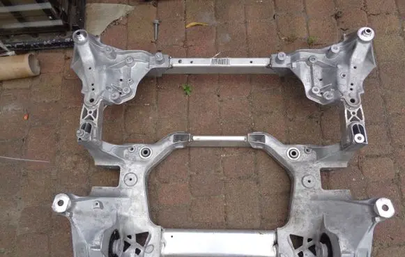 BMW 7 G70 Front subframe 63242690107 6898632 24B2691B0107