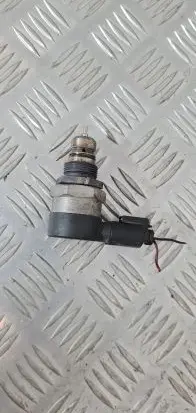 Mercedes-Benz E W211 Fuel pressure sensor A6110780449