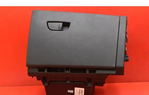 Renault Zoe Glove box 
