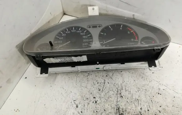 Mitsubishi Space Star Speedometer (instrument cluster) MR915219