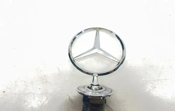 Mercedes-Benz E W211 Manufacturer badge logo/emblem