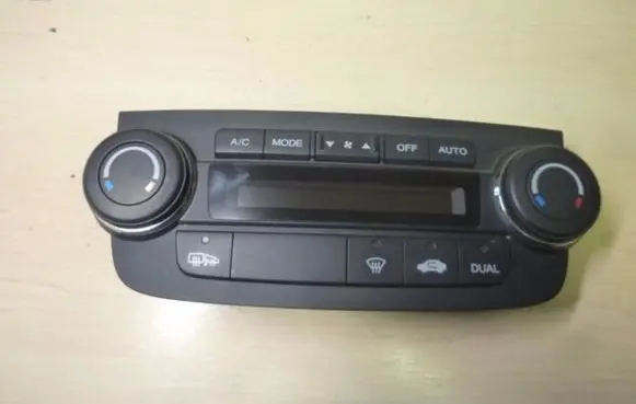 Honda CR-V Climate control unit 79600SWAE4 Y257