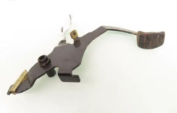 Renault Laguna I Clutch pedal 