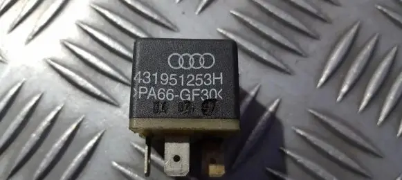 Volkswagen PASSAT B3 Other relay 431951253h
