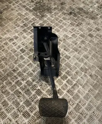 Mercedes-Benz CLK A209 C209 Brake pedal 2032900719 A2032900719