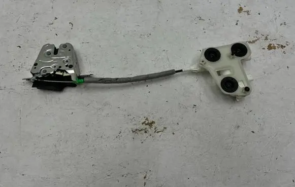 Mercedes-Benz GLC C253 Tailgate/trunk/boot lift motor A0999068600