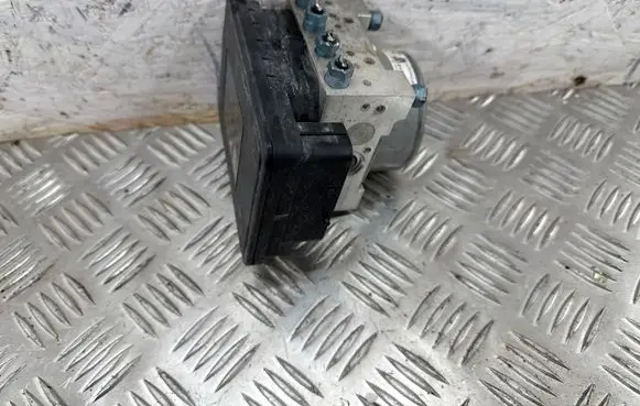 BMW 1 F20 F21 ABS Pump 28515127153 6861376 6858953