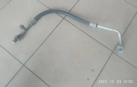 Subaru Legacy Air conditioning (A/C) pipe/hose 5ES702