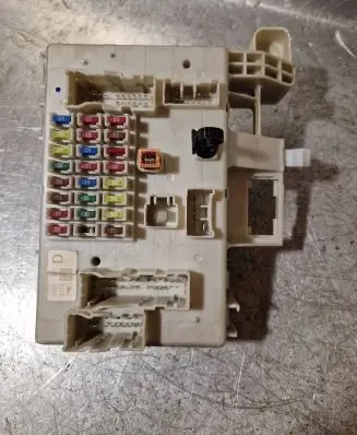 Toyota Land Cruiser (J120) Fuse box set PPT25P5 00059A06