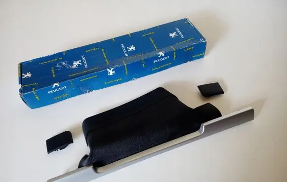 Peugeot 407 Dashboard center trim panel 9649552677