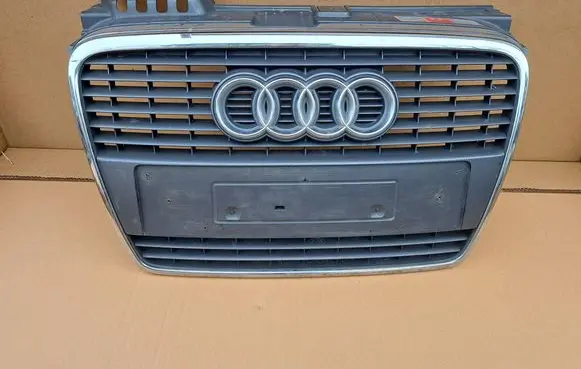 Audi A4 S4 B7 8E 8H Front grill 8E0853651Q