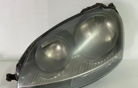 Volkswagen Jetta V Headlight/headlamp 1K6941005
