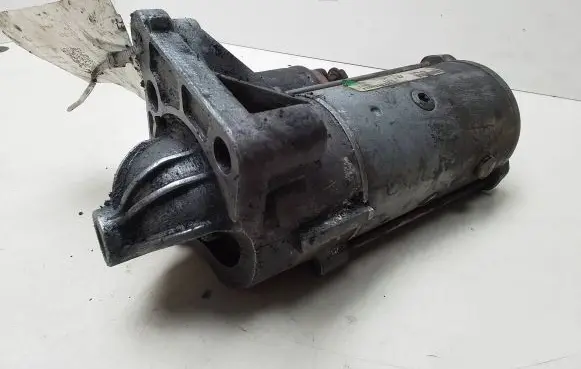 Renault Scenic II - Grand scenic II Starter motor 8200331251 D7R49