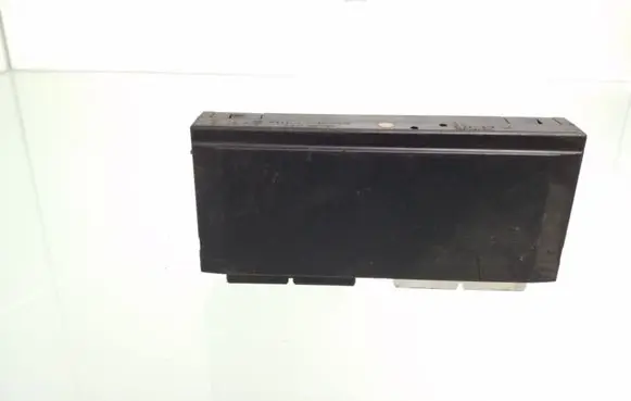 BMW 7 E32 Comfort/convenience module 1379741 61351379741