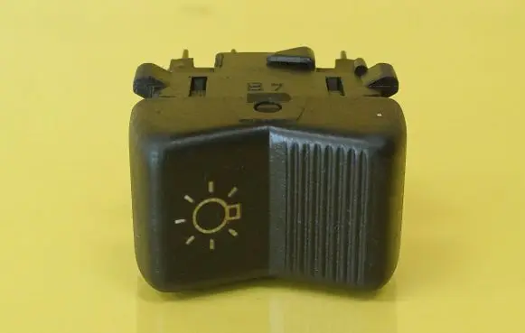 Fiat 126 Interior lighting switch 