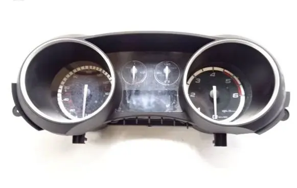 Alfa Romeo Giulietta Speedometer (instrument cluster) 50527457 000381 A2C83852900