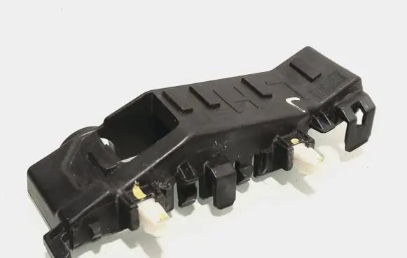 Hyundai Tucson TL Front bumper mounting bracket 86515D7000