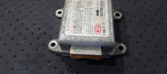 KIA Clarus Airbag control unit/module 0K9AA677F0 SAT-2000A