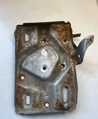 Honda CR-V Battery tray 