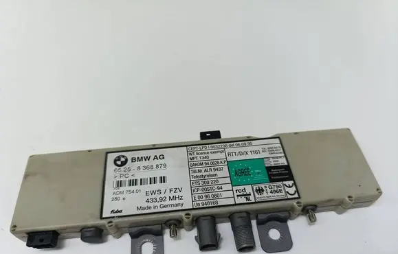 BMW 5 E39 Aerial antenna amplifier 8368879